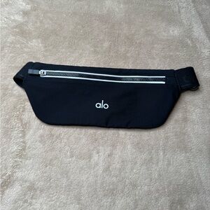 ALO Yoga Black Slim Waist Pack with Reflective Zip